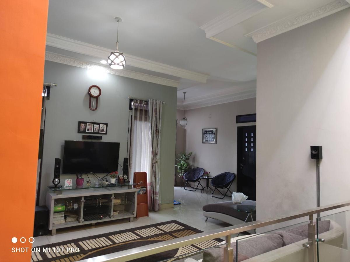Guest House Premium Bandung Bagian luar foto