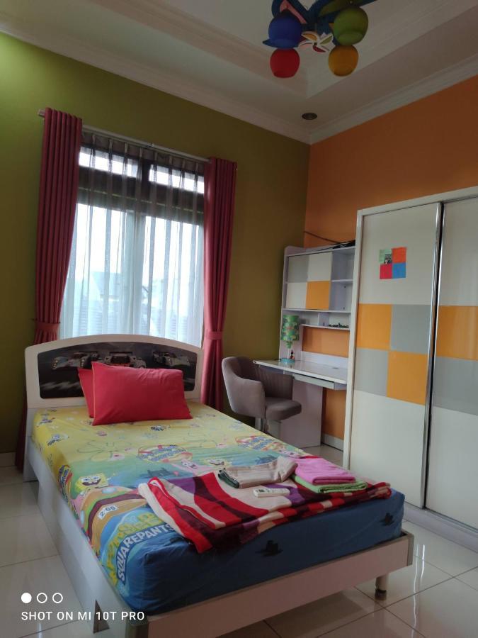 Guest House Premium Bandung Bagian luar foto
